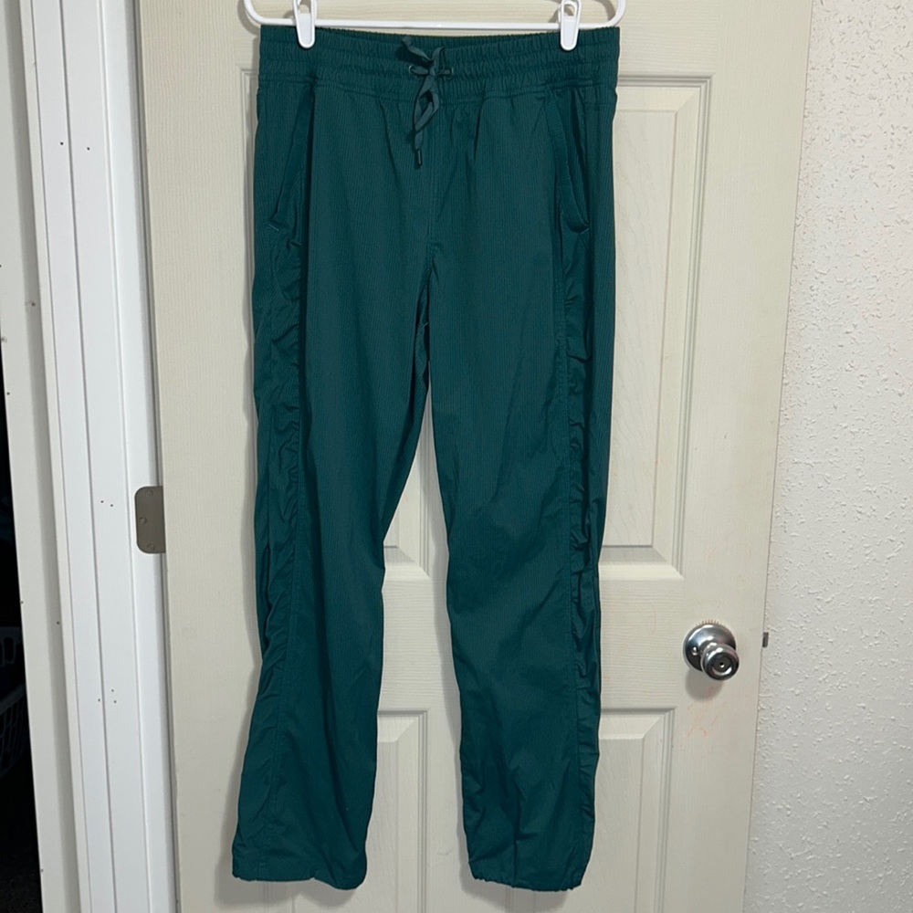 Eddie Bauer athletic pants dark turquoise size medium